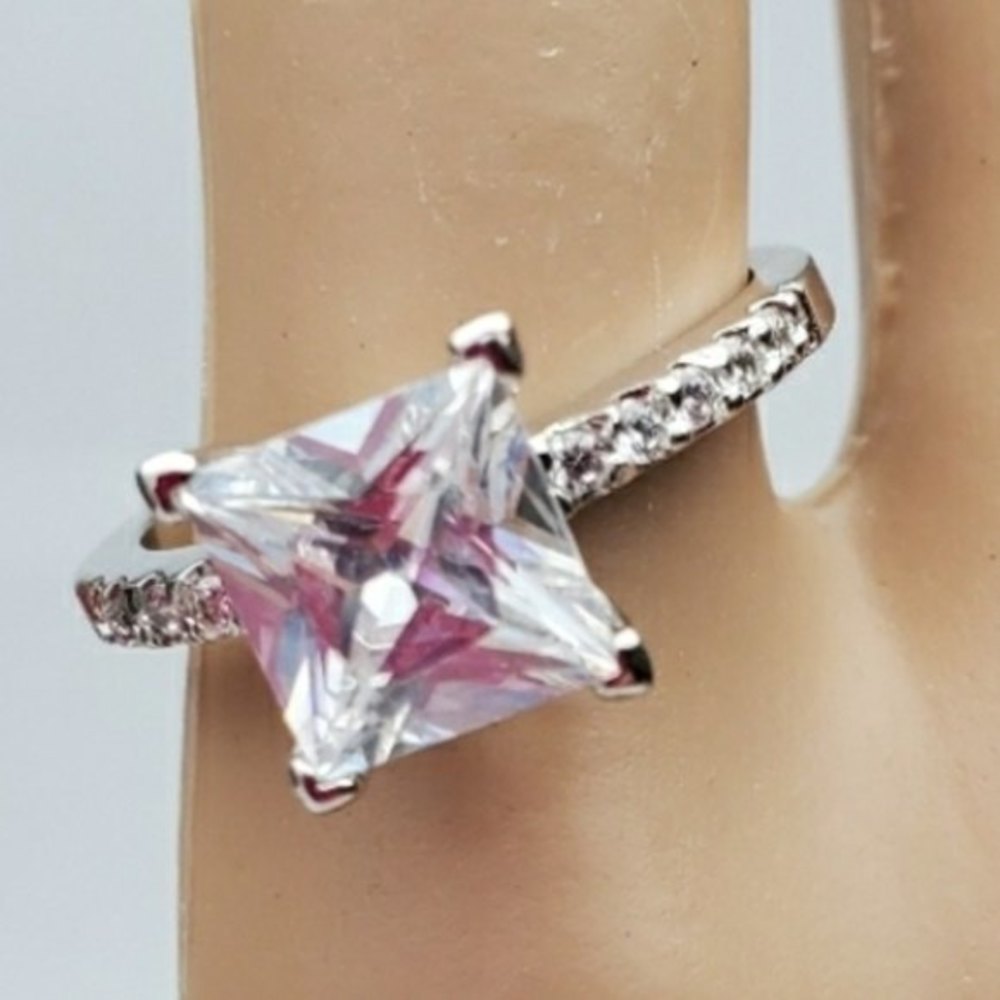 Silver plated Antik Cushion Cut Cubic Zirconia  Solitaire Ring Sizes 8 9 *